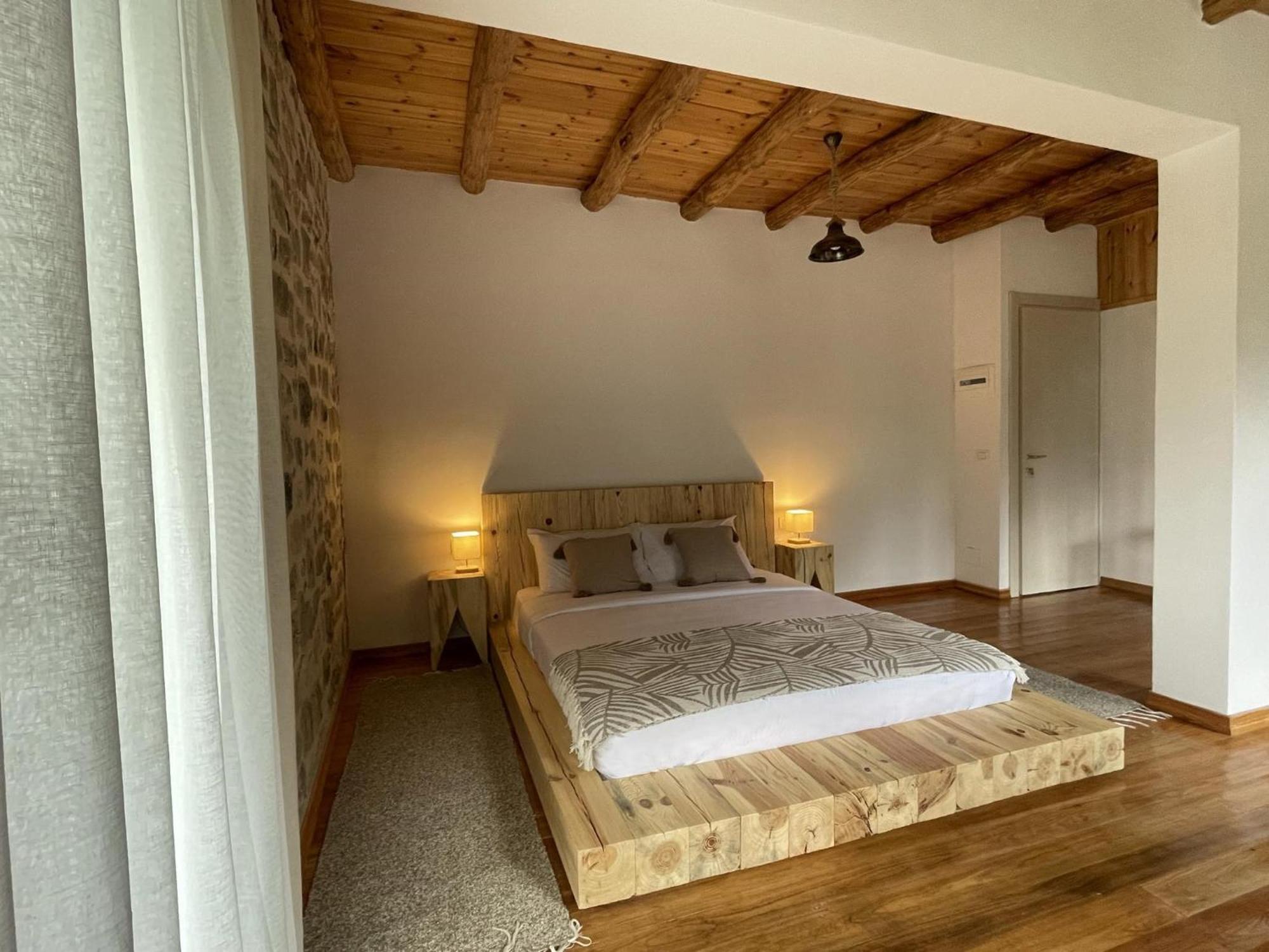 Valter & Drita'S Guesthouse Theth Exterior foto