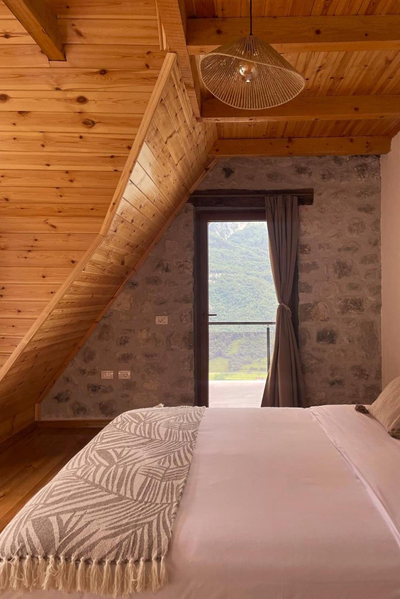 Valter & Drita'S Guesthouse Theth Exterior foto
